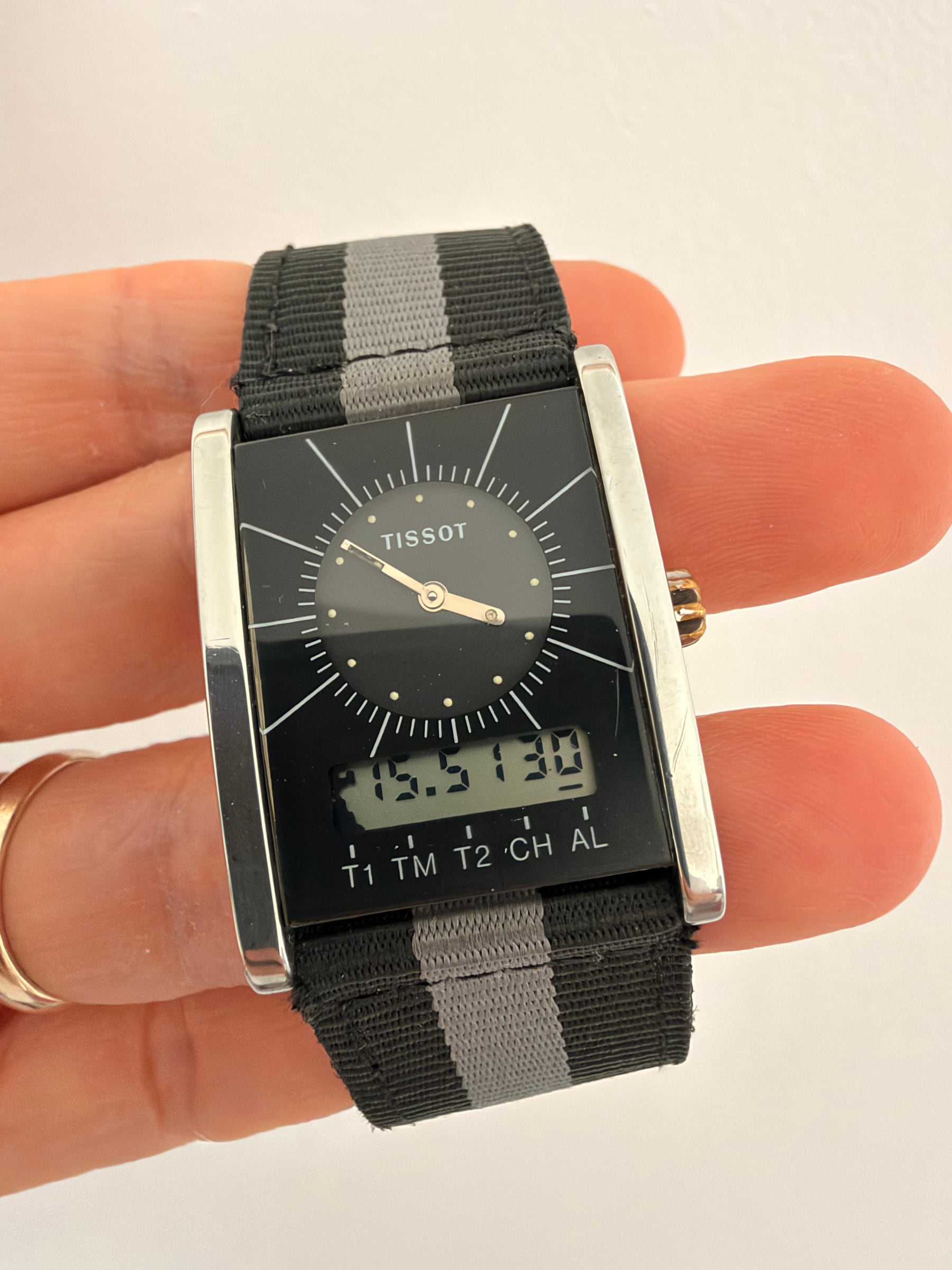 Tissot Two Timer, referința D377, poza 1
